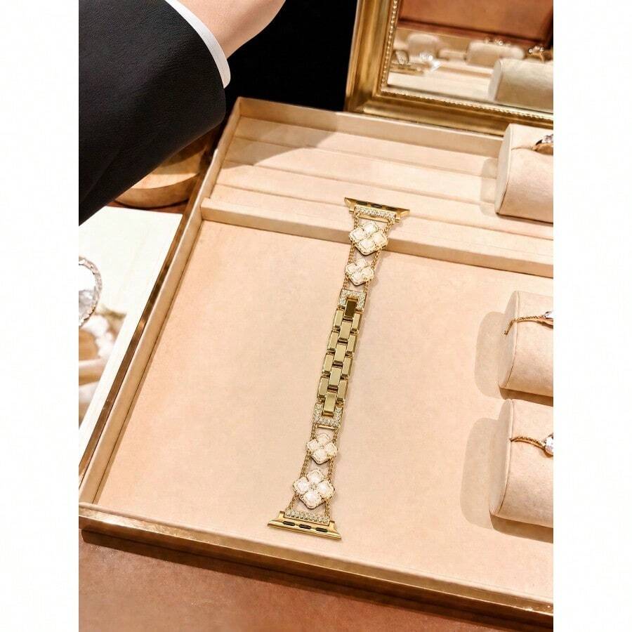 Women Fashion Over 40 - 1 bracelet en métal Buchirati pour