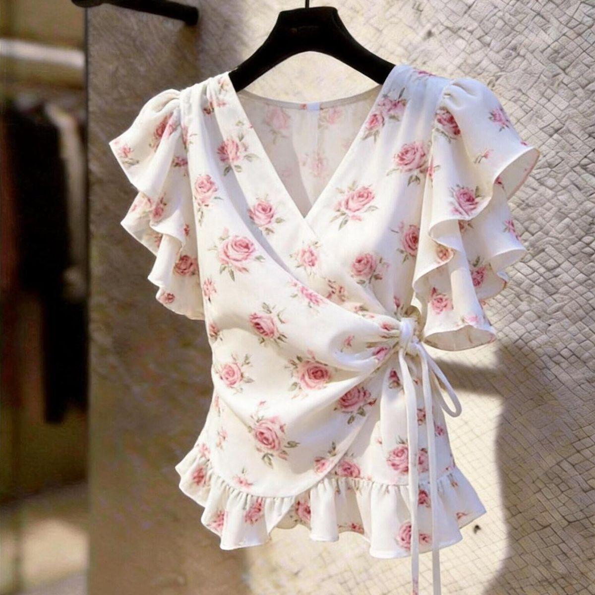 Wrap Blouse Chiffon - Chemisier en mousseline rose à imprimé