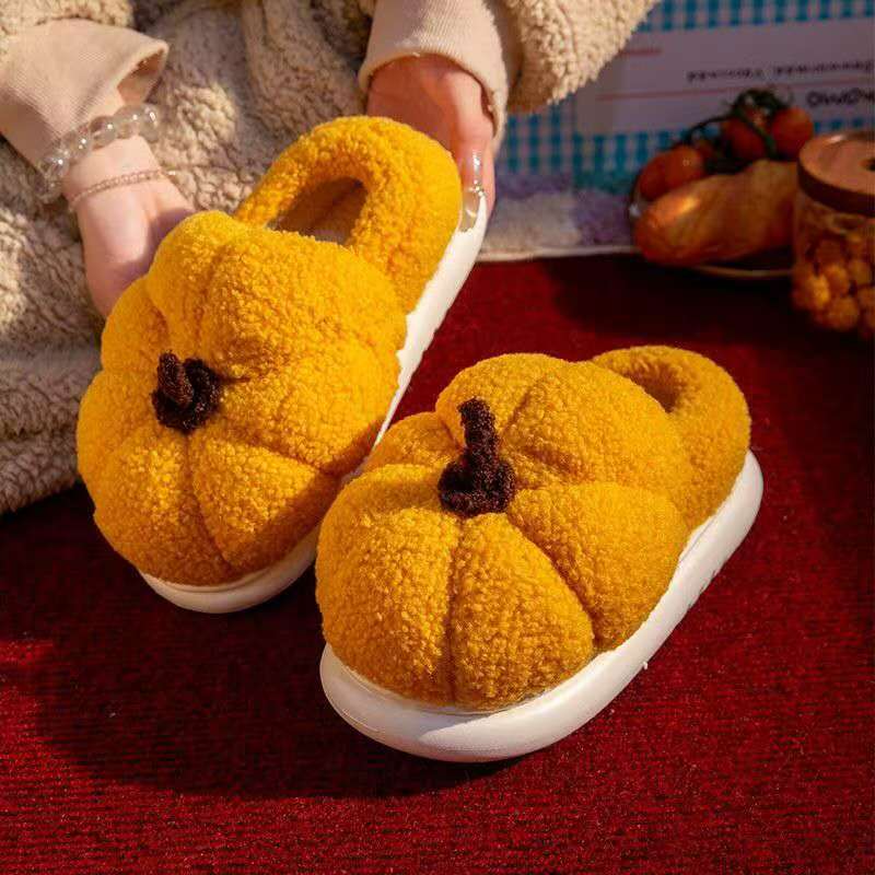 Women Fashion Fun - Pantoufles en peluche en forme de