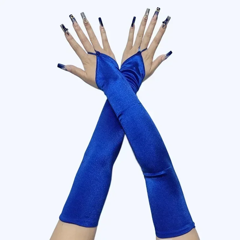 Women'S Fashion In The 1920S - Gants en satin sans doigts pour