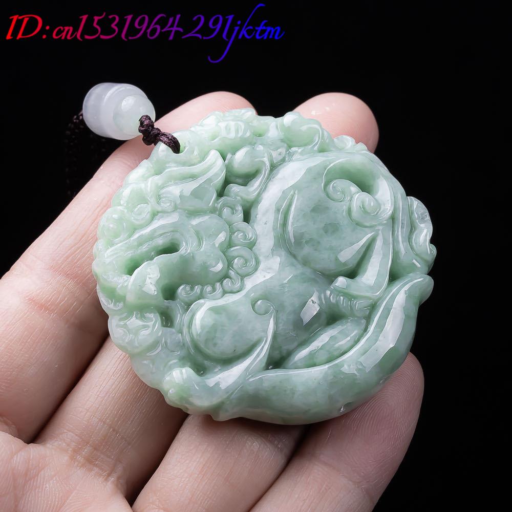 Collier pendentif Pixiu en jad - Women Fashion Designers avis et prix
